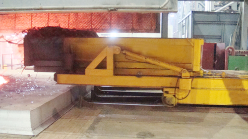 鑄造廠電爐煙氣克星 高效布袋除塵器問世 鑄造廠電爐煙氣克星 高效布袋除塵器問世